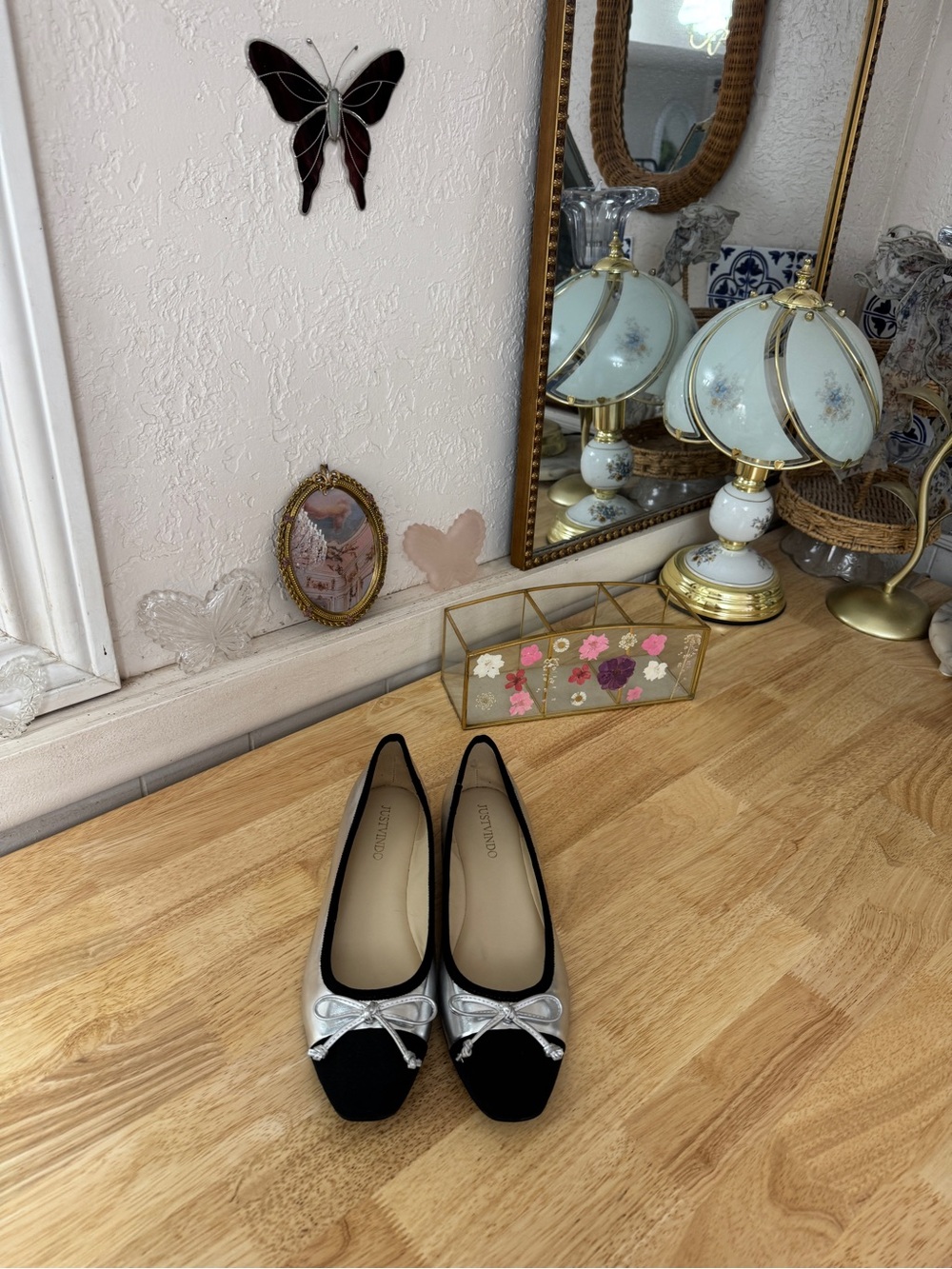 Reclaimed Vintage Silver & Black Cap Toe Ballet Flats Size 9.5